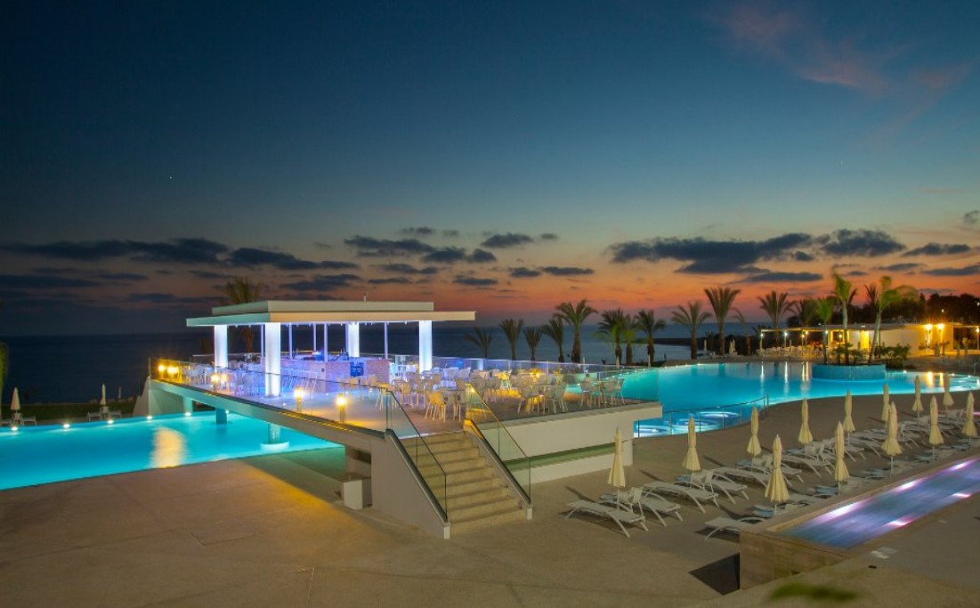 King Evelthon Beach Hotel – Cyprus